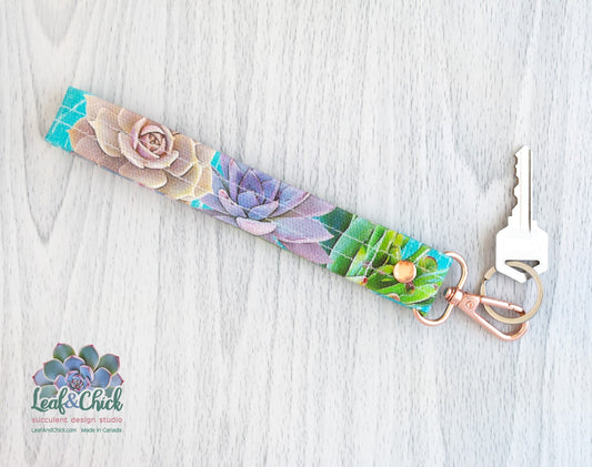 use the key fob keychain to carry keys and keep them handy